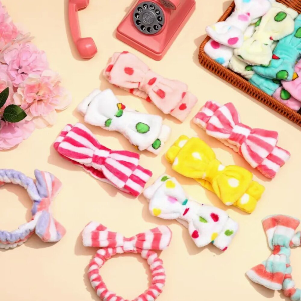 Set of 2 Cute Microfiber Spa Bow Headbands - Skincare, Makeup, Washing Face 🎀 - Picture 2 of 5